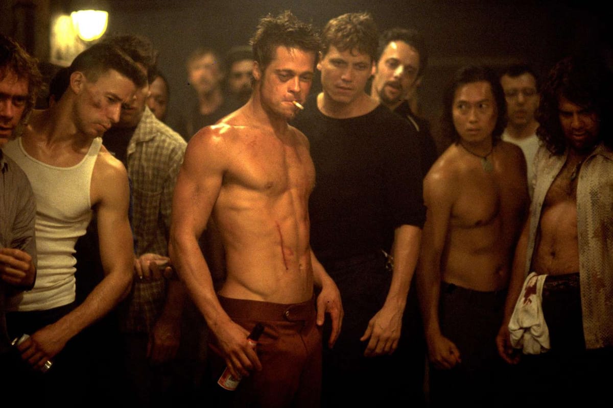 كيف كان جدول تمرين براد بيت في دوره الشهير في Fight Club ؟